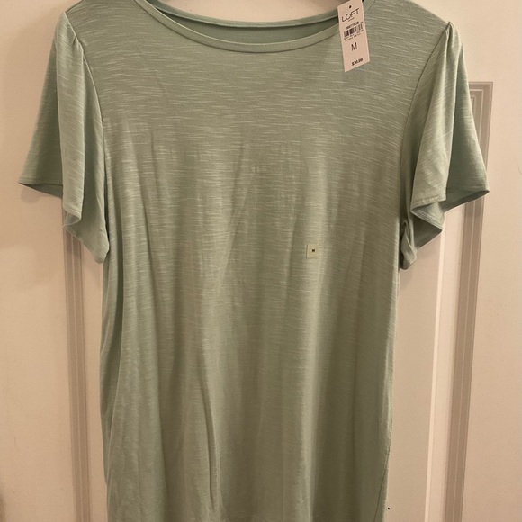 LOFT Outlet Rayon Blend Short Sleeve Top - NWT - Medium - Picture 4 of 9